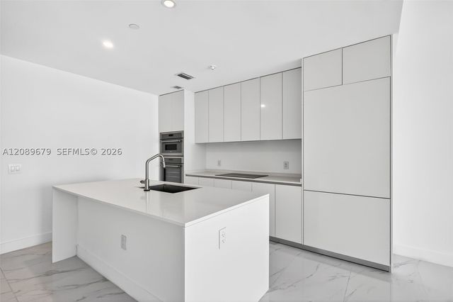 725 NE 24 5006, Miami, FL 3337