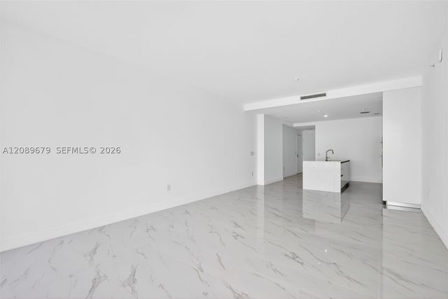 725 NE 24 5006, Miami, FL 3337