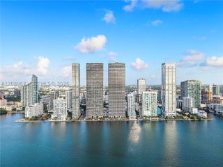 725 NE 24 5006, Miami, FL 3337