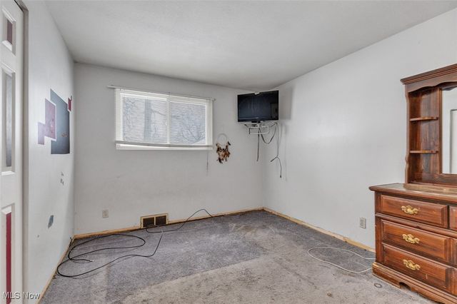 14024 Donald Drive, Brook Park, OH 44142