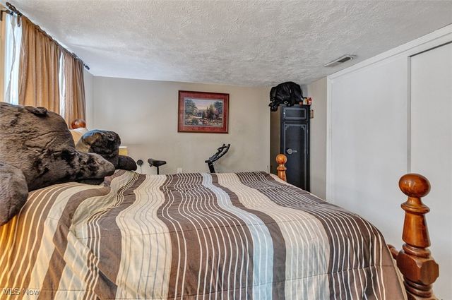 14024 Donald Drive, Brook Park, OH 44142