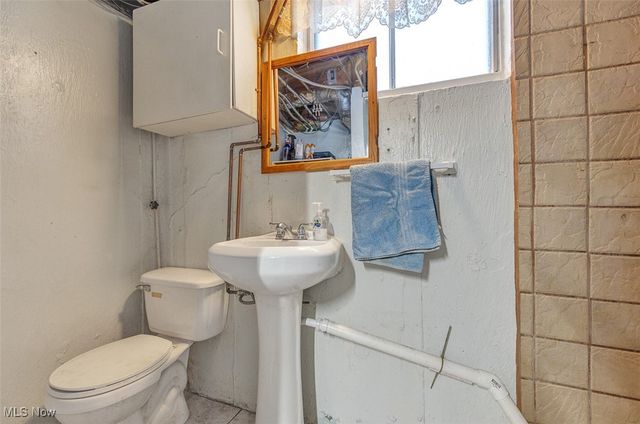 14024 Donald Drive, Brook Park, OH 44142