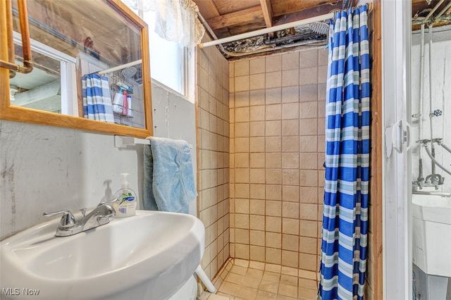 14024 Donald Drive, Brook Park, OH 44142