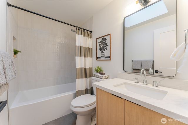 4618 S 349th Street, Auburn, WA 98001