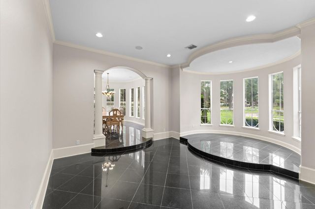 1830 Forest Gate Circle, Sugar Land, TX 77479