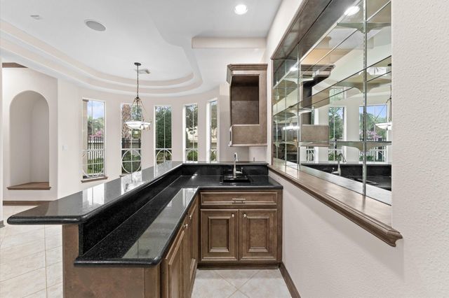 1830 Forest Gate Circle, Sugar Land, TX 77479