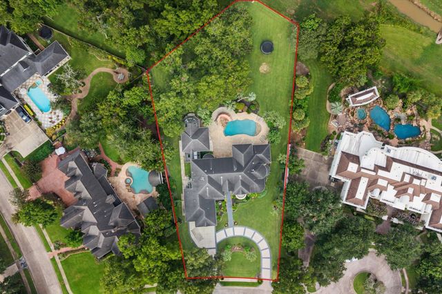 1830 Forest Gate Circle, Sugar Land, TX 77479