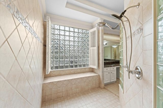1830 Forest Gate Circle, Sugar Land, TX 77479