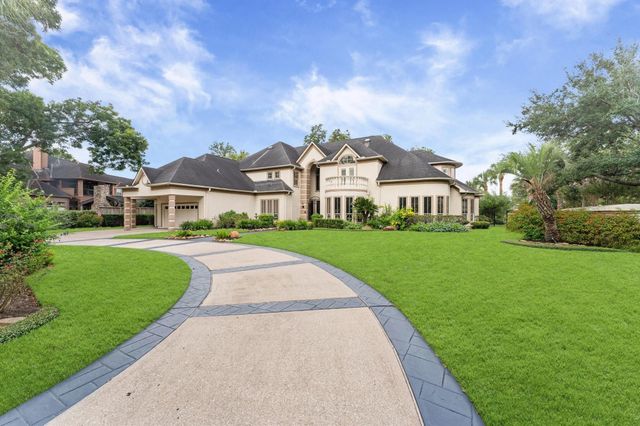 1830 Forest Gate Circle, Sugar Land, TX 77479