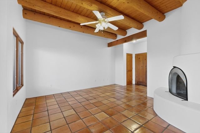 3153 La Paz Lane, Santa Fe, NM 87507