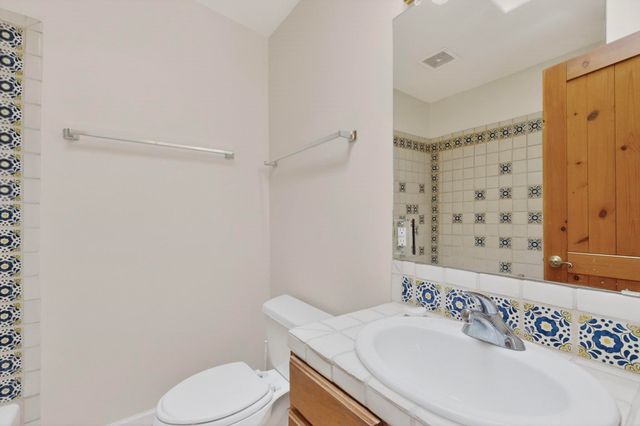 3153 La Paz Lane, Santa Fe, NM 87507