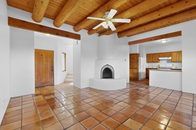 3153 La Paz Lane, Santa Fe, NM 87507