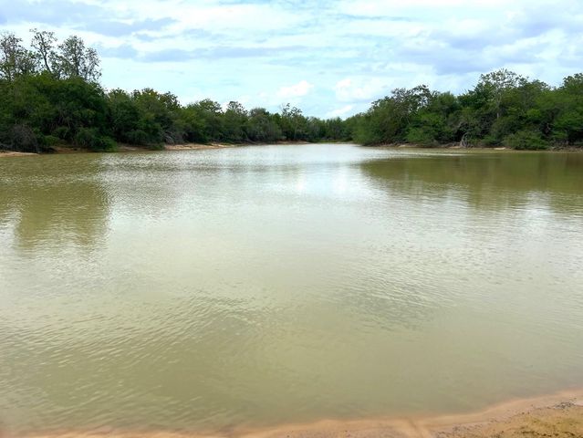 1900 Hluchan, Sealy, TX 77474