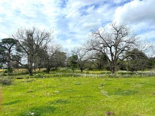 1900 Hluchan, Sealy, TX 77474