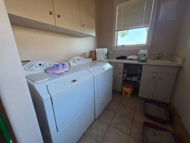 1072 Rorden Avenue, Selma, CA 93662