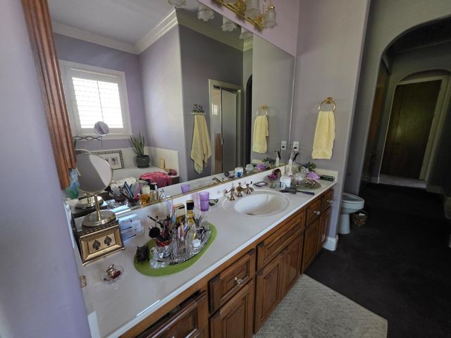 1072 Rorden Avenue, Selma, CA 93662