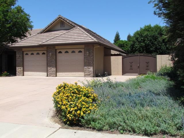 1072 Rorden Avenue, Selma, CA 93662