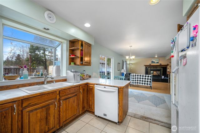 1335 Birch Street, Bellingham, WA 98229