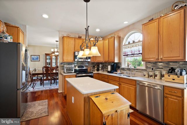 10324 WINGED ELM CIR, Manassas, VA 20110
