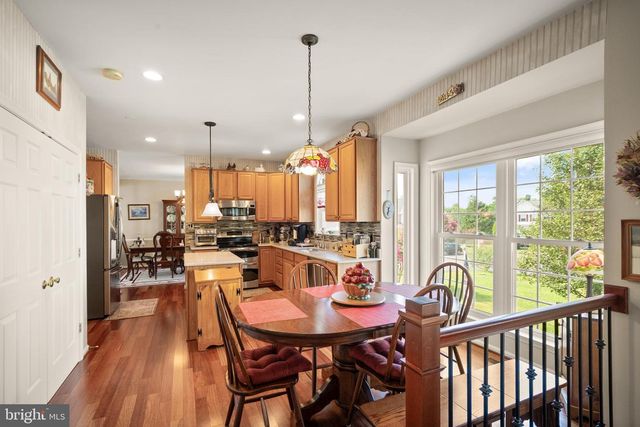 10324 WINGED ELM CIR, Manassas, VA 20110