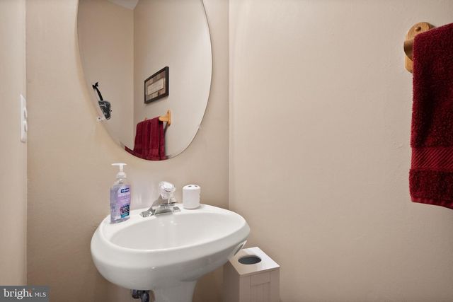 10324 WINGED ELM CIR, Manassas, VA 20110
