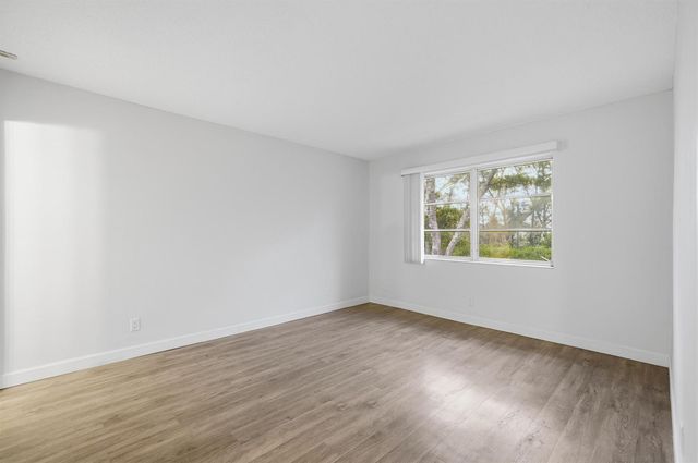 1400 NE 57th Street 304, Fort Lauderdale, FL 33334