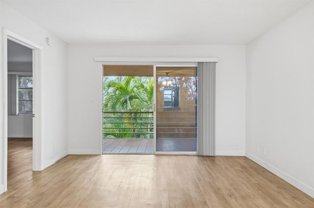 1400 NE 57th Street 304, Fort Lauderdale, FL 33334