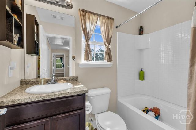 122 Lynwood Lane, Springfield, GA 31329