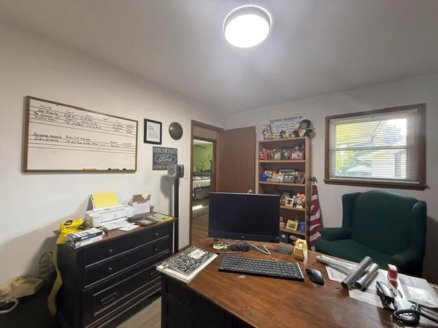 3336 E Alpine Drive, Springfield, MO 65804