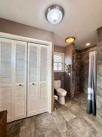 3336 E Alpine Drive, Springfield, MO 65804