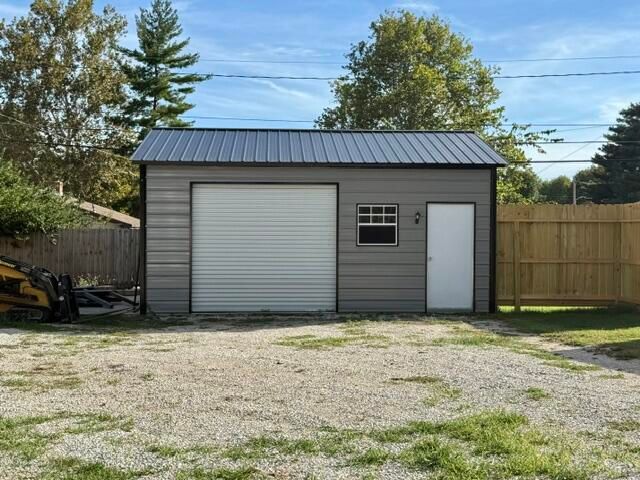 3336 E Alpine Drive, Springfield, MO 65804