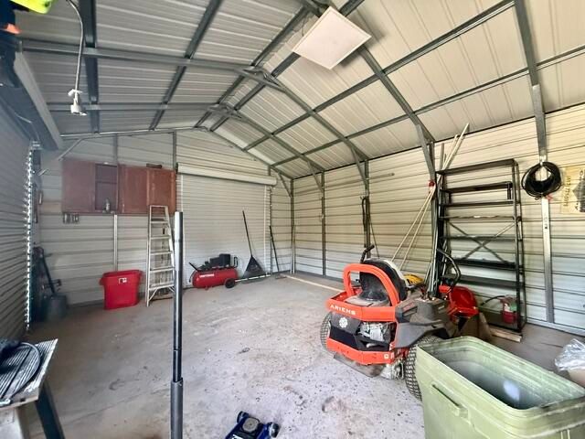 3336 E Alpine Drive, Springfield, MO 65804