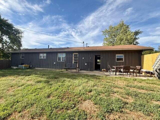 3336 E Alpine Drive, Springfield, MO 65804