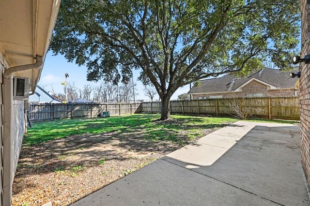 930 Bent Creek Court, Richmond, TX 77406