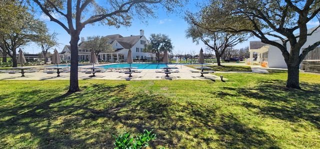 930 Bent Creek Court, Richmond, TX 77406