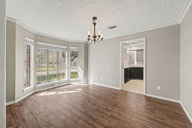 930 Bent Creek Court, Richmond, TX 77406