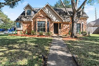 930 Bent Creek Court, Richmond, TX 77406