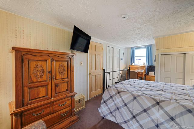 19 Laurel Street, Centereach, NY 11720