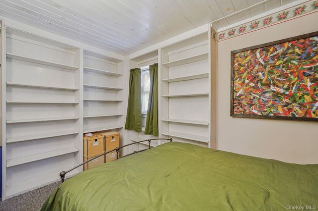 19 Laurel Street, Centereach, NY 11720