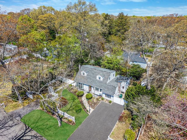 19 Laurel Street, Centereach, NY 11720