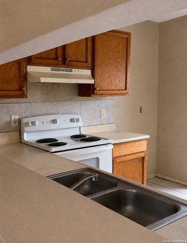 3601 Candlefire Cir, San Antonio, TX 78244