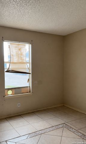 3601 Candlefire Cir, San Antonio, TX 78244