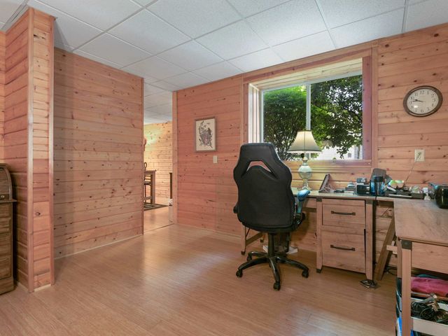 1013 E Harding Dr, Spokane, WA 99218