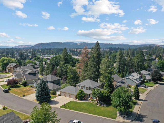 1013 E Harding Dr, Spokane, WA 99218