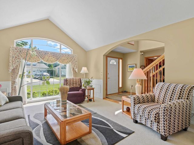 1013 E Harding Dr, Spokane, WA 99218