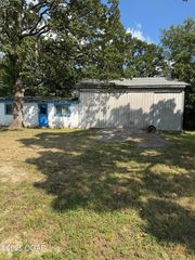 2211 Cougar Drive, Joplin, MO 64804