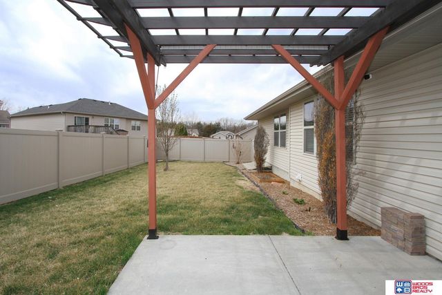 3741 W Karwat Lane, Lincoln, NE 68522