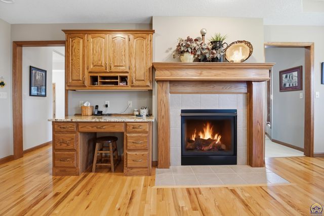 7848 SW Hiawatha DR, Topeka, KS 66615