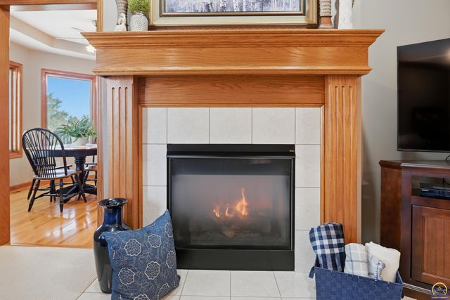 7848 SW Hiawatha DR, Topeka, KS 66615