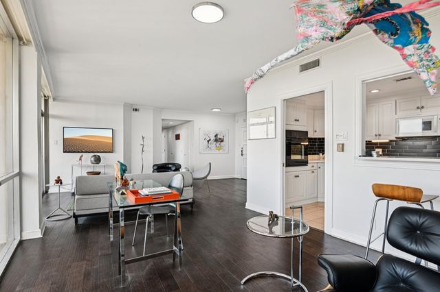 6211 W Northwest Highway 2306, Dallas, TX 75225